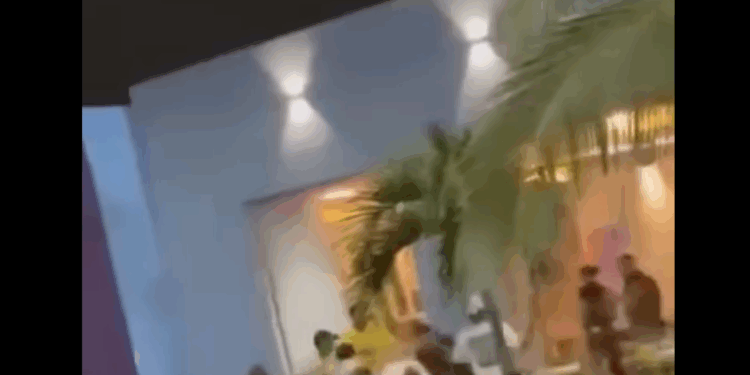 Policía Nacional intervino en una violenta gresca entre varias personas, que se presentó en la zona rosa de San Andrés en horario nocturno 